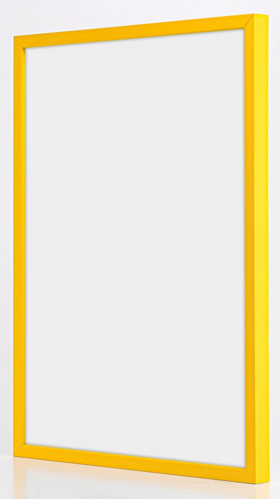 Ramme E-Line Gul 70x100 cm - Passepartout Hvit 59,4x84 cm (A1)