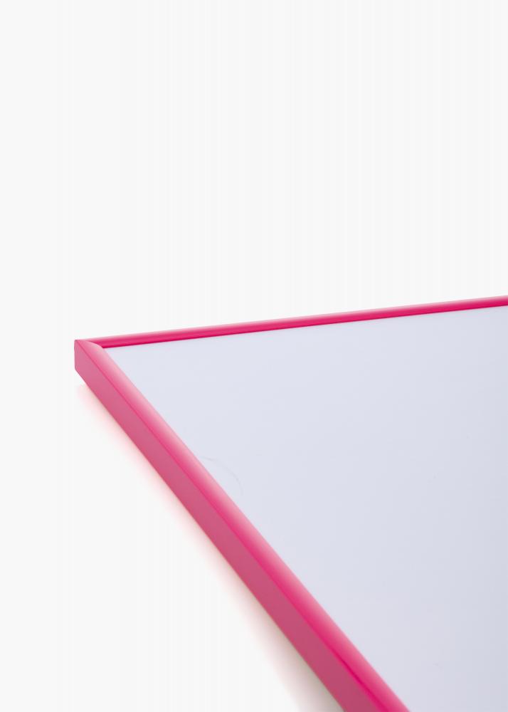 Ramme New Lifestyle Hot Pink 70x100 cm - Passepartout Svart 59,4x84 cm (A1)
