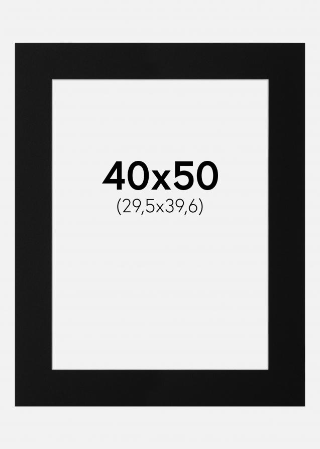 Passepartout Svart Standard (Hvit Kjerne) 40x50 cm (29,5x39,6)