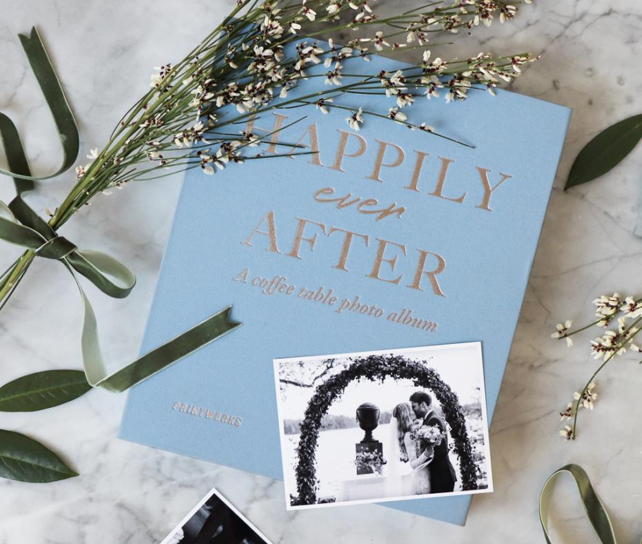 Happily Ever After - A Coffee Table Photo Album (60 Svarte Sider / 30 ark)