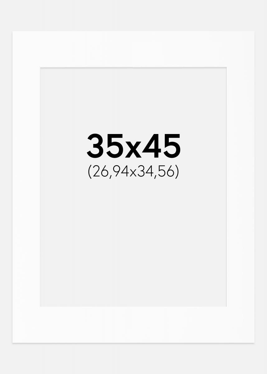 Passepartout Hvit Standard (Hvit kerne) 35x45 cm (26,94x34,56)