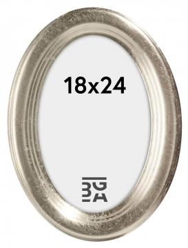 Hvis du ser etter noe spesielt, er denne ovale sølvfargede trerammen fra Italia noe for deg