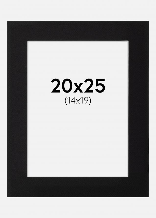 Passepartout Svart Standard (Hvit kjerne) 20x25 cm (14x19)