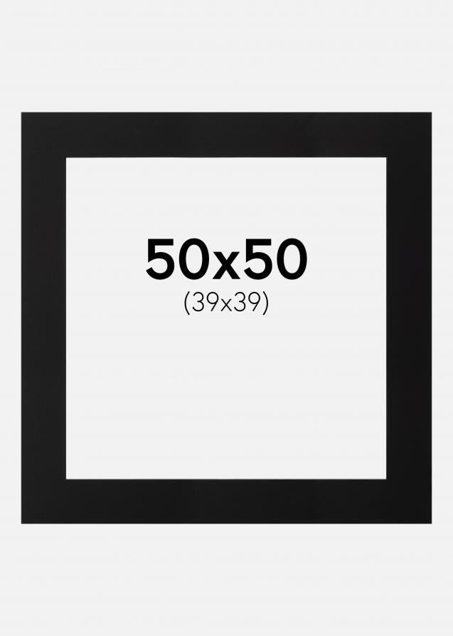 Passepartout Svart (Svart kjerne) 50x50 cm (39x39)