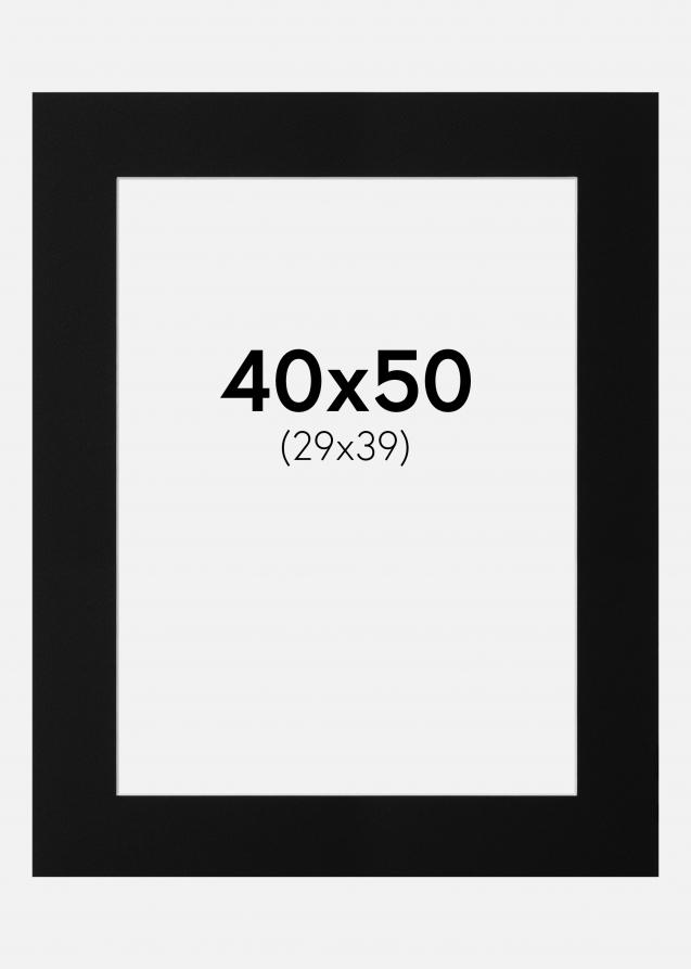 Passepartout Svart Standard (Hvit kjerne) 40x50 cm (29x39)