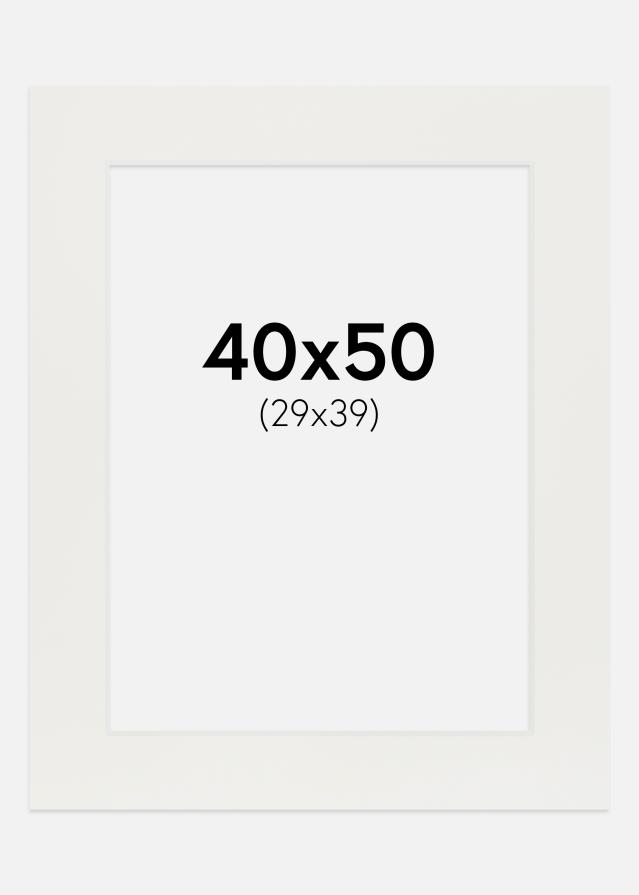 Passepartout Hvit 3 mm (Hvit kjerne) 40x50 cm (29x39)
