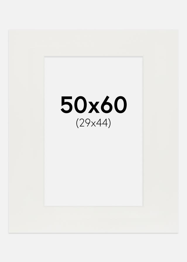 Passepartout Hvit 3 mm (Hvit kjerne) 50x60 cm (29x44)
