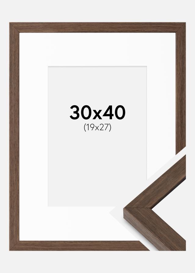 Ramme Hermes Valnøtt 30x40 cm - Passepartout Hvit 20x28 cm