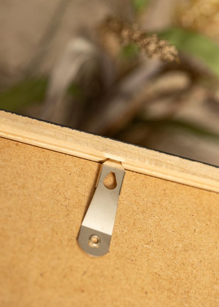 Ramme Ares valnøtt 20x25 cm - Passepartout Hvit 15x20 cm