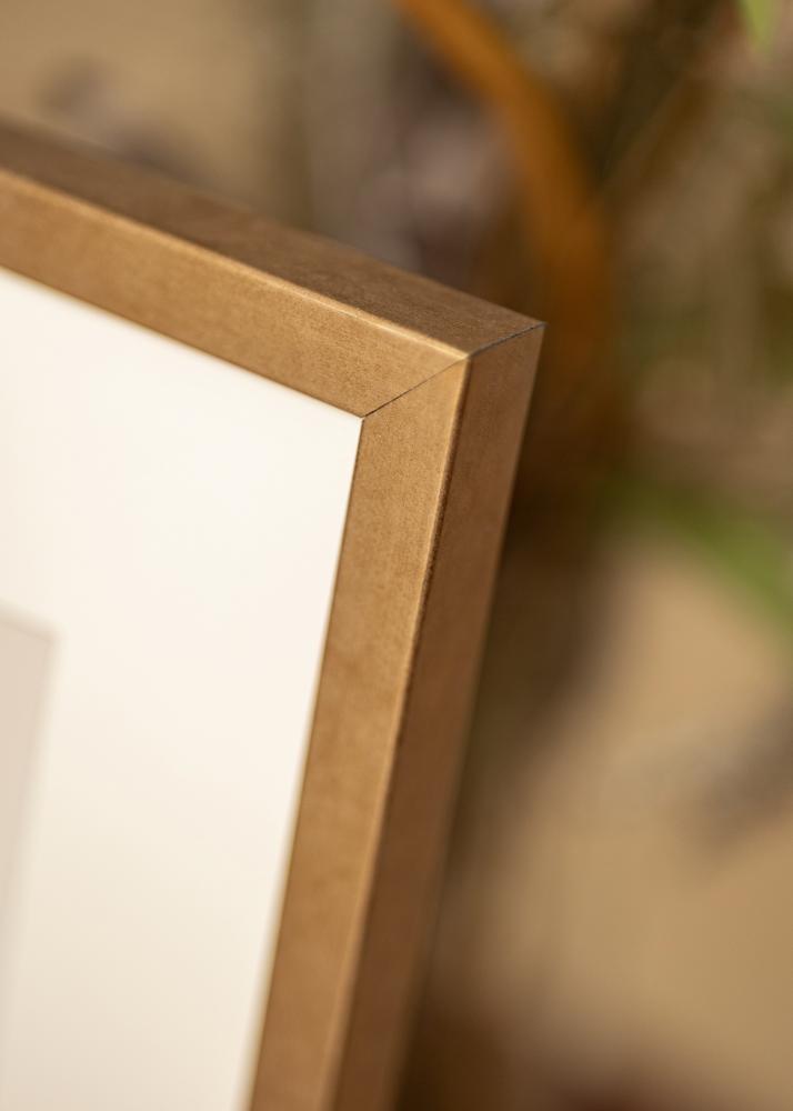 Ramme Ares Messing 40x50 cm - Passepartout Hvit 30x40 cm