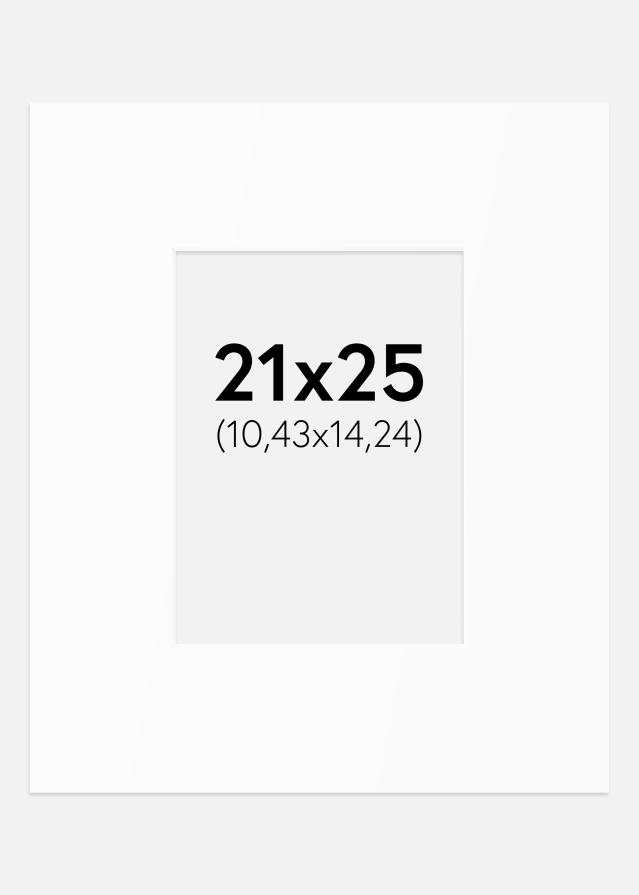 Passepartout Hvit Standard (Hvit kerne) 21x25 cm (10,43x14,24)