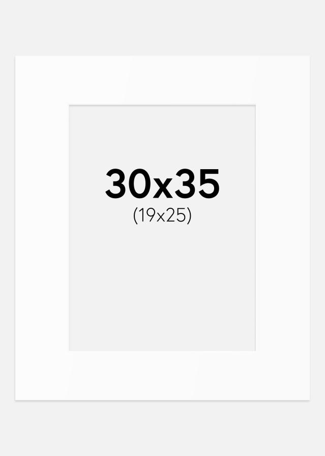 Passepartout Hvit Standard (Hvit kerne) 30x35 cm (19x25)