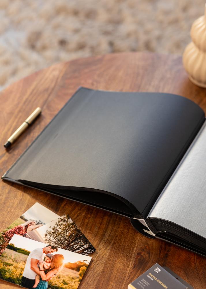 Classico Album Svart - 32x34 cm (100 Svarte sider / 50 ark)