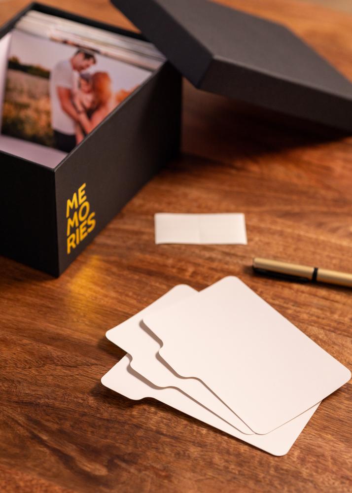 KAILA MEMORIES Fotoboks (700 bilder i 10x15 cm) - Svart