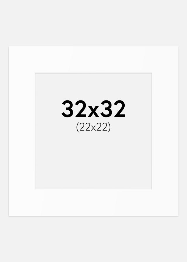 Passepartout Hvit Standard (Hvit kerne) 32x32 cm (22x22)