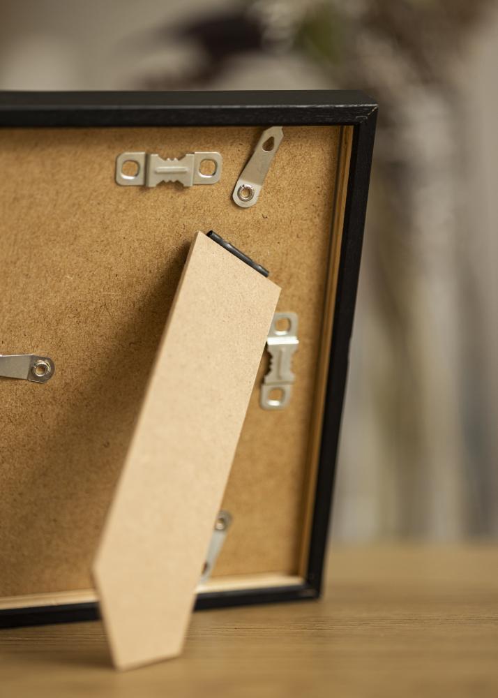 Ramme E-Line Svart 13x18 cm - Passepartout Hvit 7x10 cm