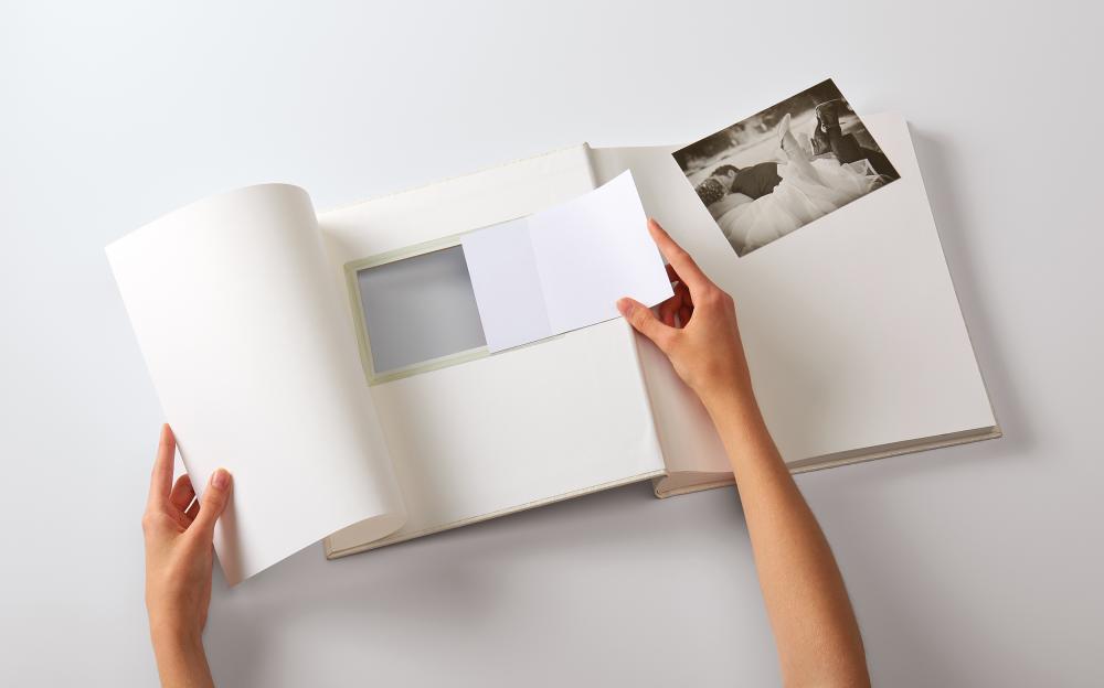 Music - 28x30,5 cm (60 Hvite Sider / 30 Ark)