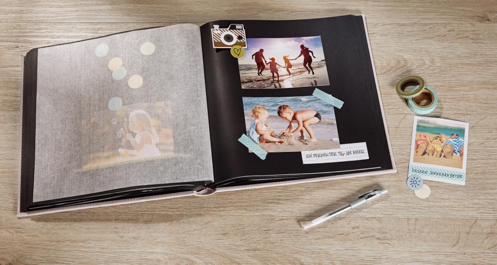 Black & White Grå - 26x25 cm (50 Sorte sider)