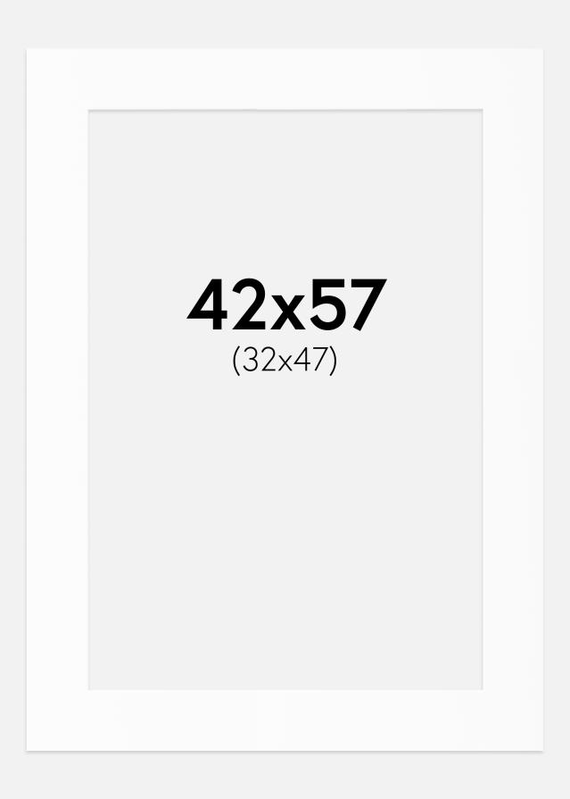 Passepartout Hvit Standard (Hvit kerne) 42x57 cm (32x47)