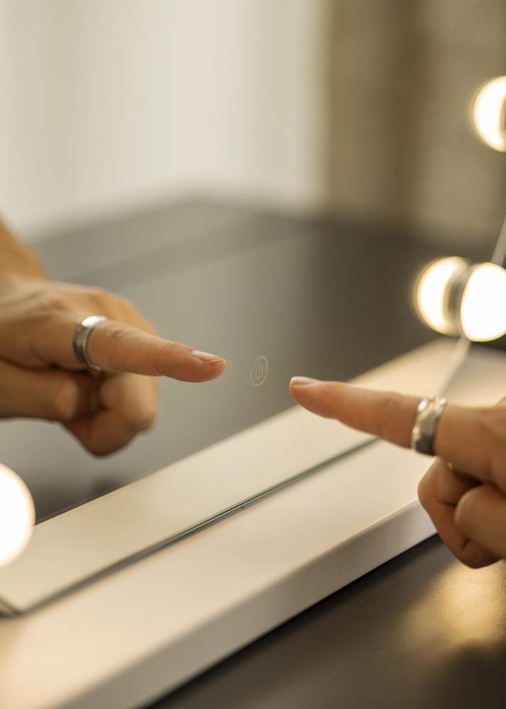 KAILA Sminkespeil V Hvit - 50x48 cm