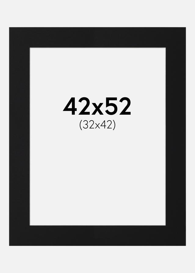 Passepartout Svart Standard (Hvit kjerne) 42x52 cm (32x42)