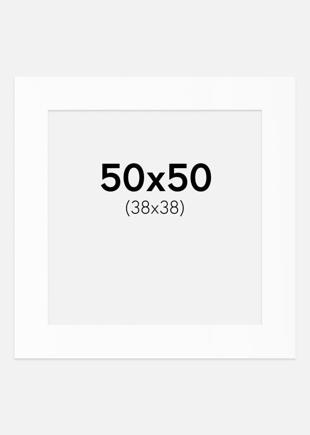Passepartout Hvit Standard (Hvit kerne) 50x50 cm (38x38)