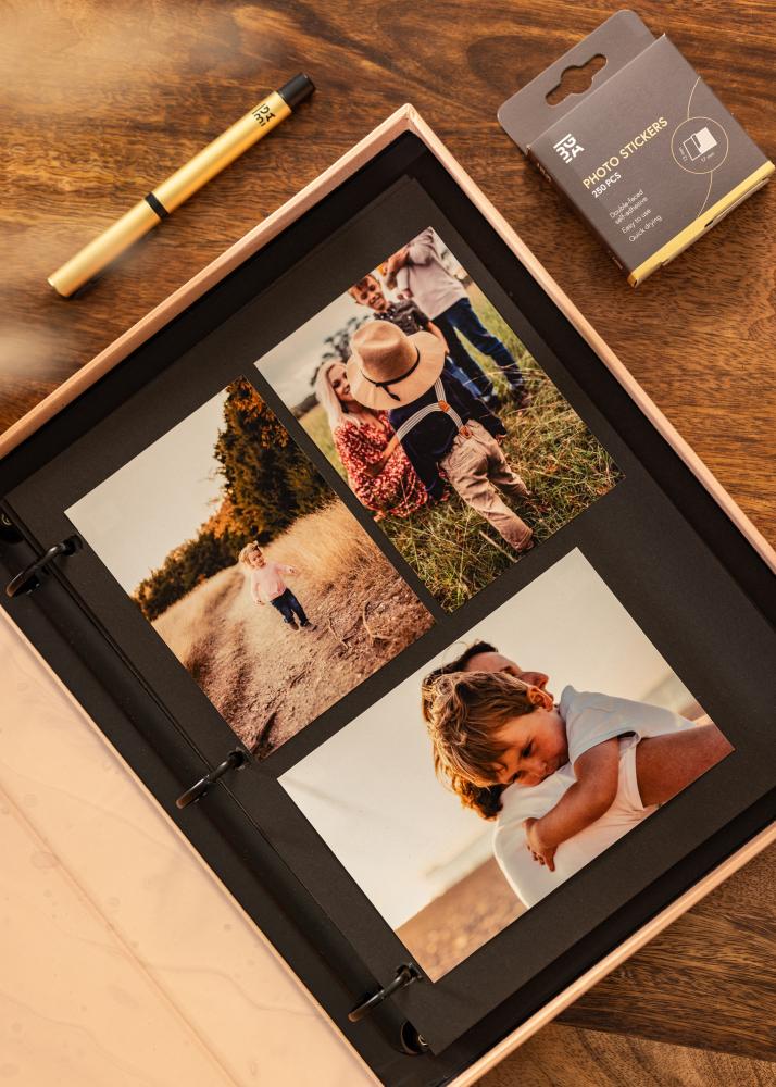 KAILA HI LITTLE ONE Pink - Coffee Table Photo Album (60 Svarte Sider / 30 Ark)