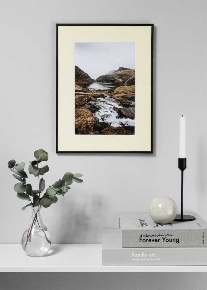 Passepartout Creme 3 mm (Hvit kjerne) 28x35 cm (19x24)