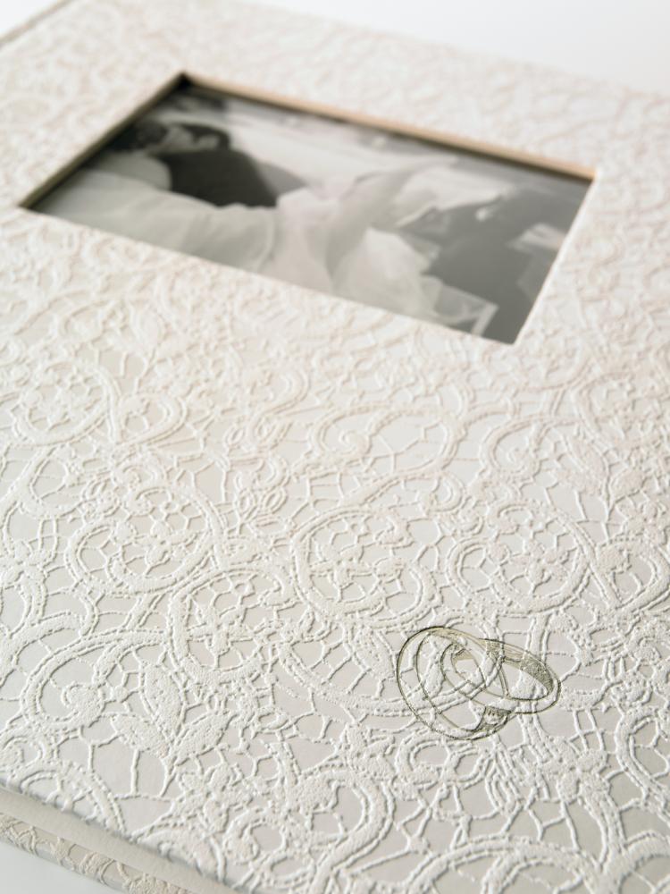 Music - 28x30,5 cm (60 Hvite Sider / 30 Ark)