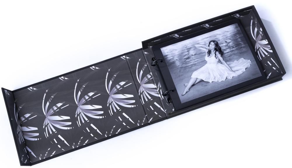 Moments Beige (30 Svarte Sider / 15 ark)