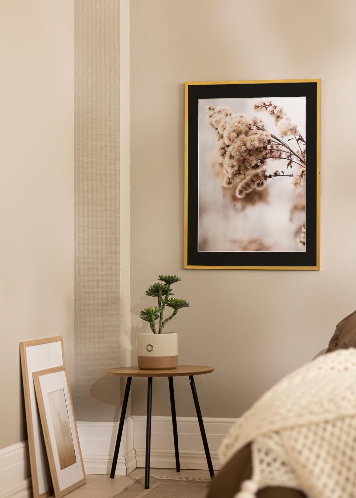 Ramme Edsbyn Gull 30x40 cm - Passepartout Svart 8x12 inches